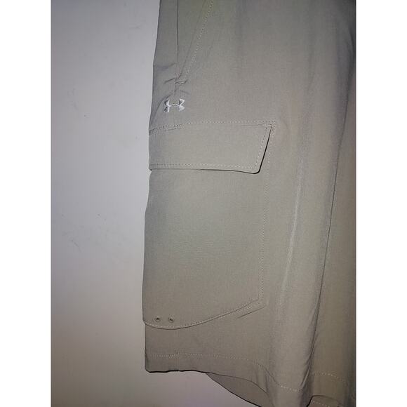 Under Armour Men's Cargo 34 Shorts UA Mantra 10″ HeatGear Casual Khaki - Picture 4 of 7